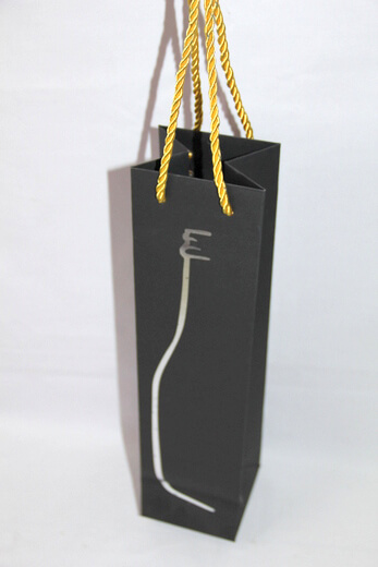 210g black cardboard wine bag with silver foil printing bottle shape, #03033