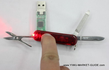 USB Drive #1702-012-2, Multi tool with flash light