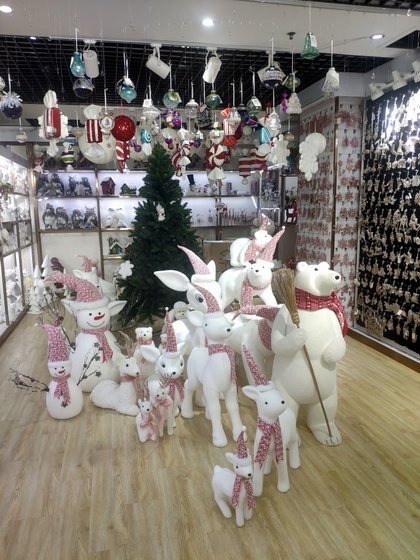 9110B ZUOFEI Christmas Decor Factory Wholesale Supplier showroom 004