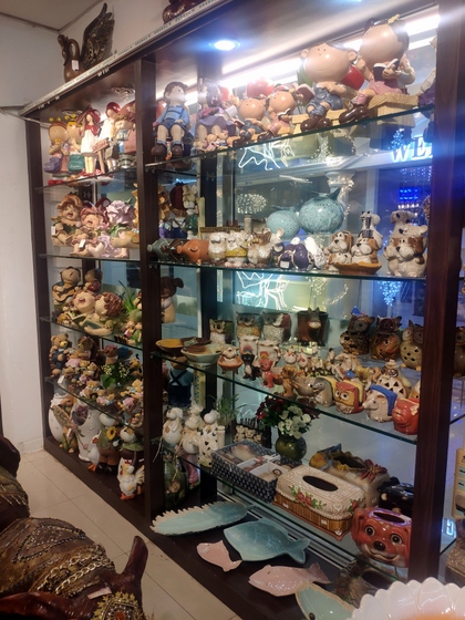 9136 SHZM Home Decor Giftware Factory Wholesale Supplier in Yiwu China. Showroom 005
