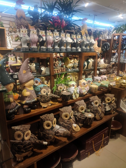 9136 SHZM Home Decor Giftware Factory Wholesale Supplier in Yiwu China. Showroom 007