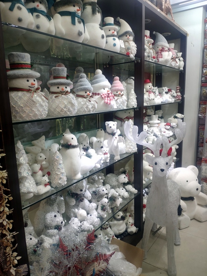 9136 SHZM Home Decor Giftware Factory Wholesale Supplier in Yiwu China. Showroom 022