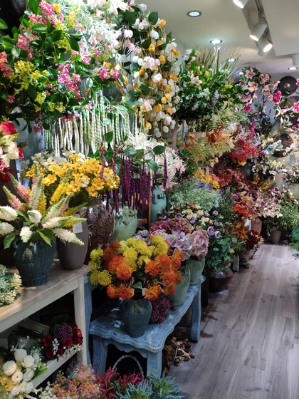 9164 Wanyi Flowers Showroom 002