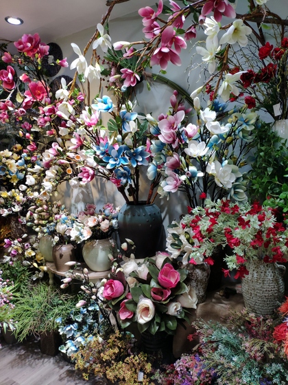 9164 Wanyi Flowers Showroom 004