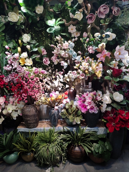 9191 DieLianHua Flowers Showroom 001