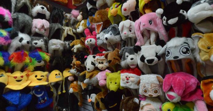 carton-animal-hats-yiwu-maket