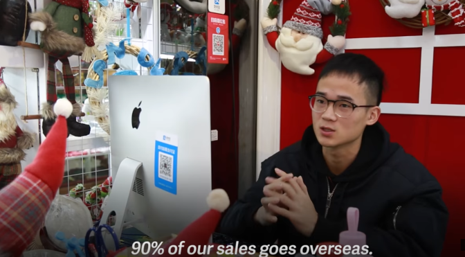 A Christmas decorations wholesaler in Yiwu market exports 90% of their products.