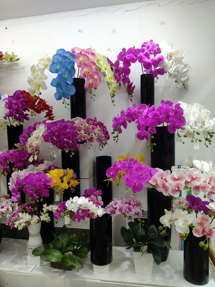 9104 SIHAI Artificial Flowers & Plants showroom 003