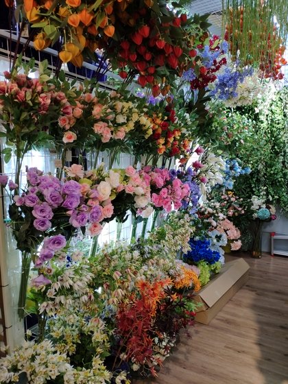 9105 OuXi Plastic Flowers Showroom 009