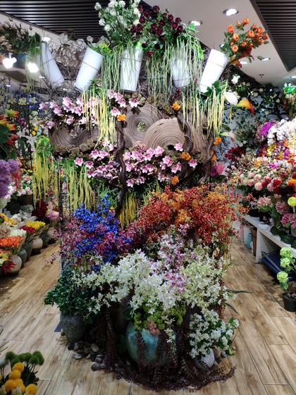 9117 JunTing Artificial Flowers Showroom 002