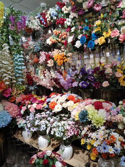 9118 SHENGDA Imitation Flowers Showroom 006