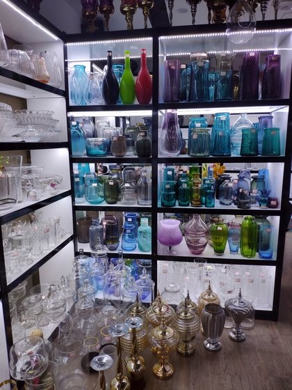 9133 JingBo Glasswar & Decorations Showroom 003