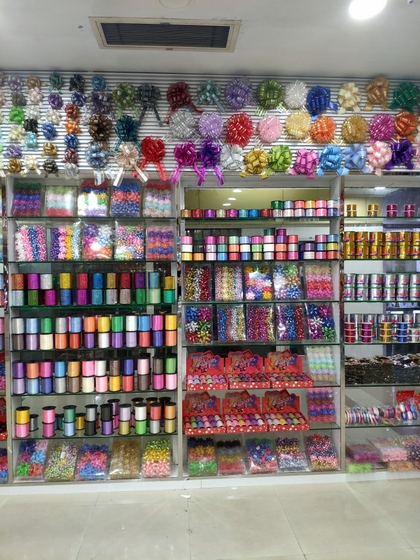 9143 BaoSheng Flower Parts Showroom 003