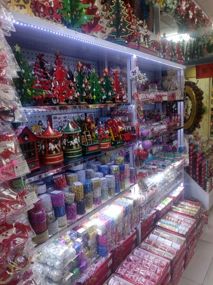 9151A JQ Christmas Gifts Factory Wholesale Supplier in Yiwu China. Showroom 020