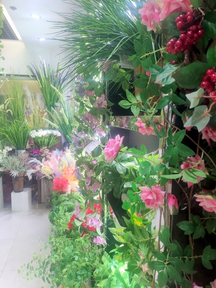 9167 TIANYUAN Artificial Floral Factory Wholesale Supplier Yiwu China. Showroom  008