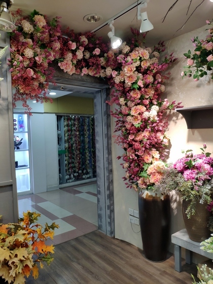 9182 LiuLanYing Flowers Showroom 002