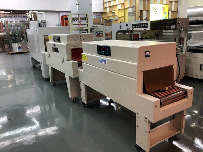 Shrink Packing machine in Packing & Printing Machinery Market in Yiwu, China