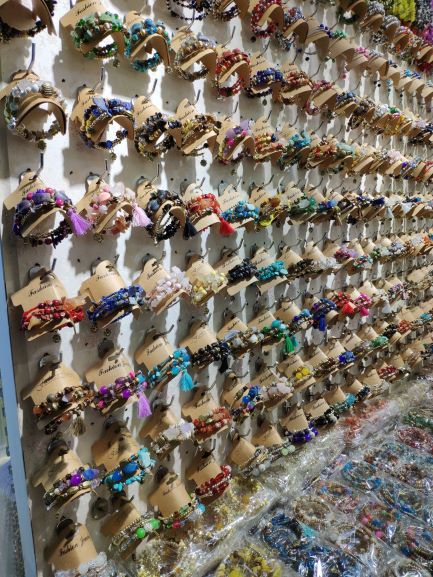 Dollar store bracelets wholesale in Yiwu market