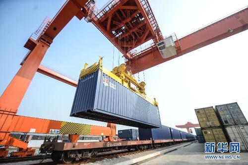 Dollar store items from Yiwu wholesale market shipped to Europe by train